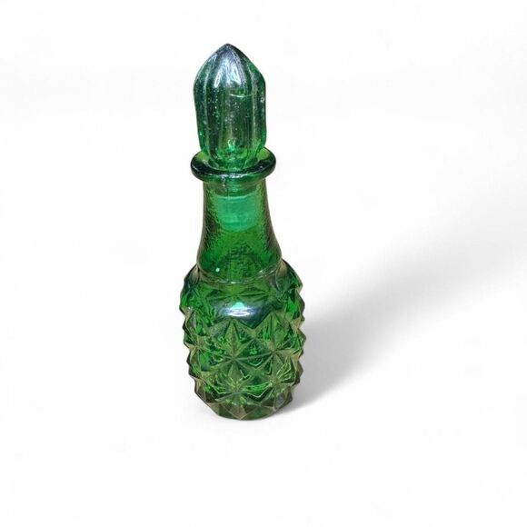 VTG Emerald Green Cut Glass Cruets W/ Stoppers Set of 2 Oil Vinegar - Picture 2 of 10